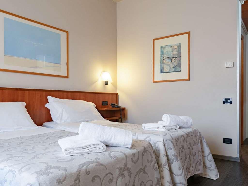 Hotel President 3*